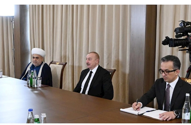 Prezident Rusiyanın Şimali Qafqaz regionunun müftilərini qəbul etdi — FOTO (YENİLƏNİB) Prezident Rusiyanın Şimali Qafqaz regionunun müftilərini qəbul etdi — FOTO (YENİLƏNİB)