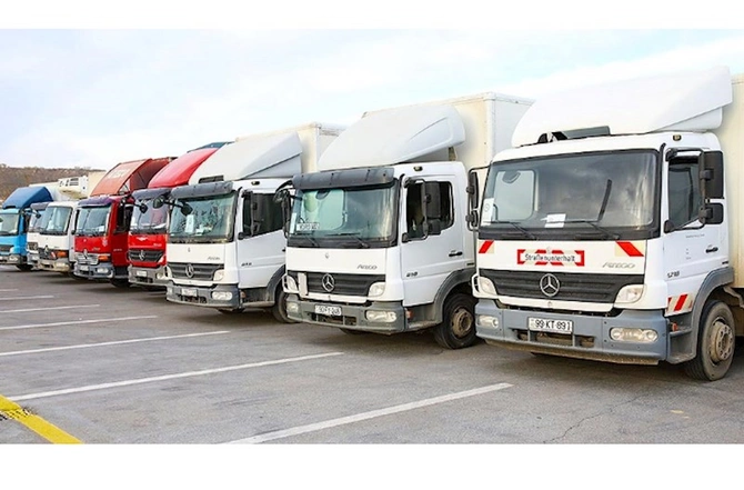 AHİK Heydər Əliyevin doğum günü münasibətilə 5450 aztəminatlı ailəyə sovqat göndərib — FOTOLAR