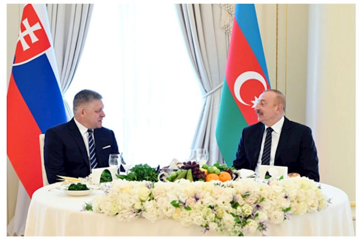 Slovakiya və Azərbaycan bu gün suverenlik və ləyaqət əsasında qurulmuş siyasətlə idarə olunurlar