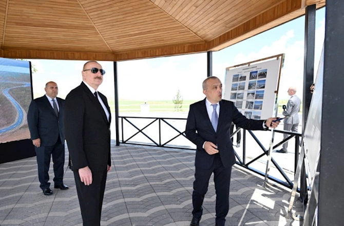 Prezident Füzulidə Köndələnçay su anbarları kompleksinin açılışında — FOTOLAR Prezident Füzulidə Köndələnçay su anbarları kompleksinin açılışında — FOTOLAR