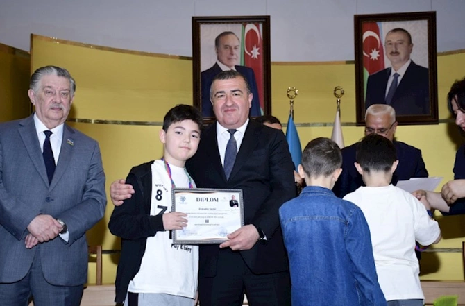 Əbədiyaşar Lider — FOTOLAR Əbədiyaşar Lider — FOTOLAR