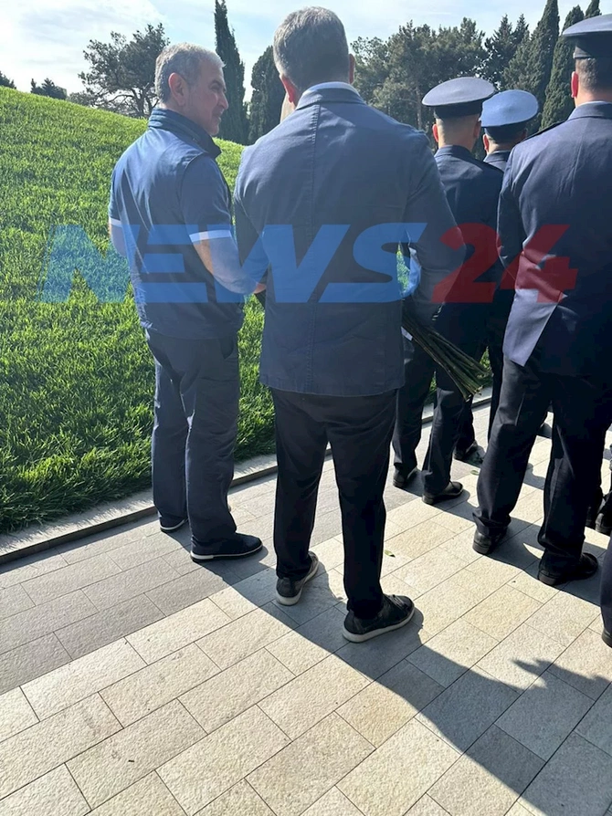 Vüsal Novruzov ziyarətə idman geyimində gəldi — FOTO