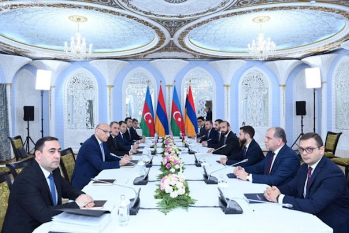 Azərbaycan və Ermənistan XİN başçıları danışıqları davam etdirməyə razılaşıblar — YENİLƏNİB