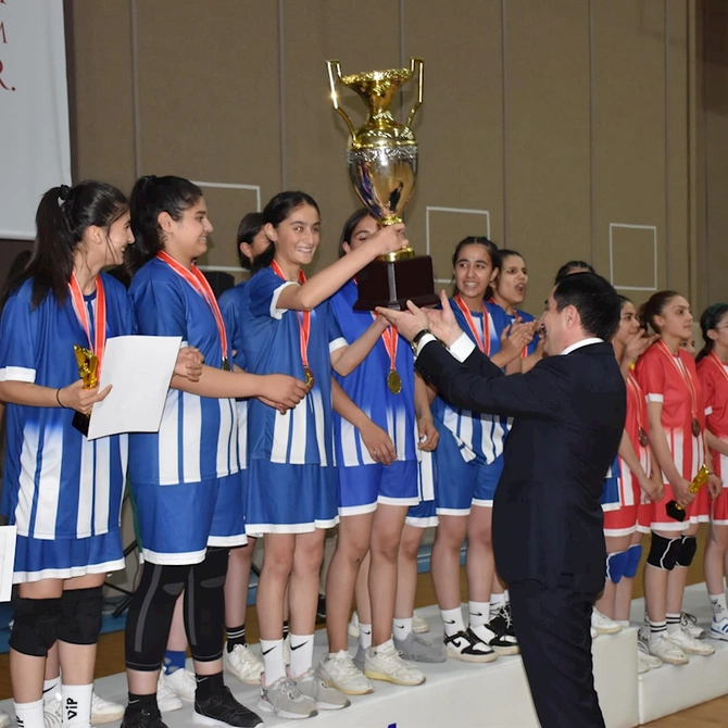 Naxçıvanda “Heydər Əliyev kuboku” uğrunda turnir keçirildi — FOTOLAR Naxçıvanda “Heydər Əliyev kuboku” uğrunda turnir keçirildi — FOTOLAR