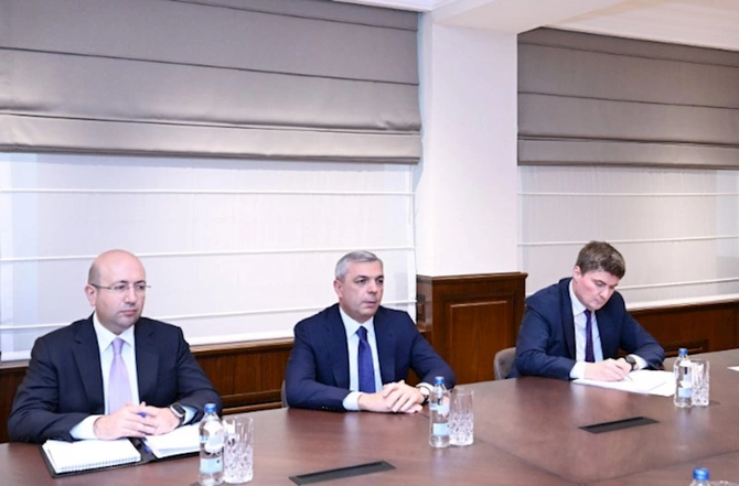 Samir Nuriyev Belarus Baş nazirinin müavini ilə görüşdü — FOTOLAR Samir Nuriyev Belarus Baş nazirinin müavini ilə görüşdü — FOTOLAR