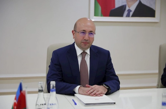 Anar Quliyev Belarusun arxitektura və tikinti naziri ilə görüşdü — FOTO Anar Quliyev Belarusun arxitektura və tikinti naziri ilə görüşdü — FOTO