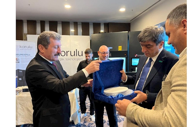 Valiyə Şuşa ilə bağlı hədiyyə təqdim olundu — FOTOLAR