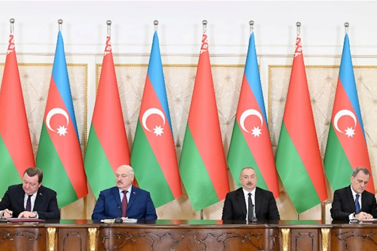 Azərbaycan və Belarus arasında 9 sənəd imzalandı — FOTOLAR (YENİLƏNİB)