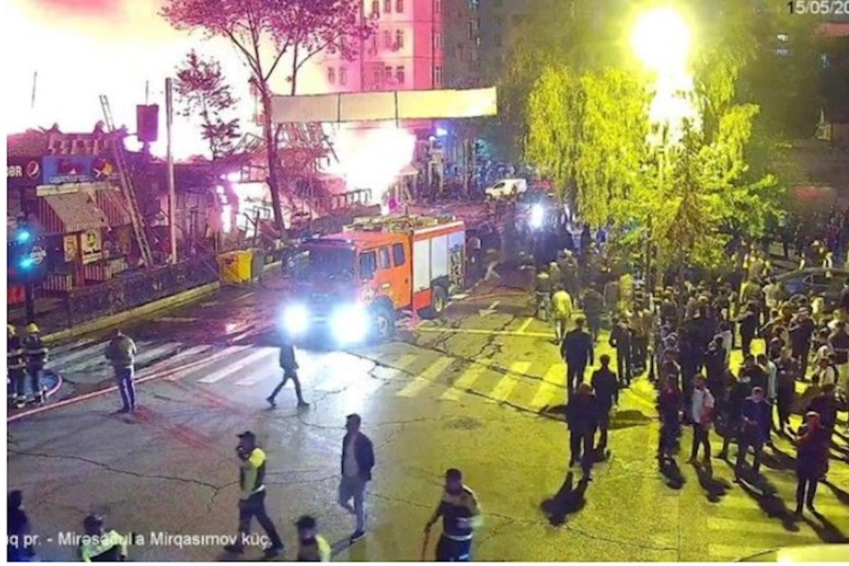 Yanğına görə bağlanan yollar açıldı — FOTOLAR (YENİLƏNİB)