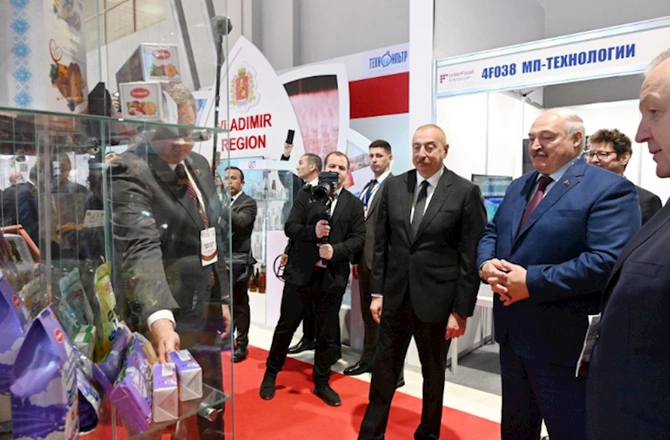 Prezidentlər “Caspian Agro” və “InterFood Azerbaijan” sərgisində — FOTOLAR Prezidentlər “Caspian Agro” və “InterFood Azerbaijan” sərgisində — FOTOLAR