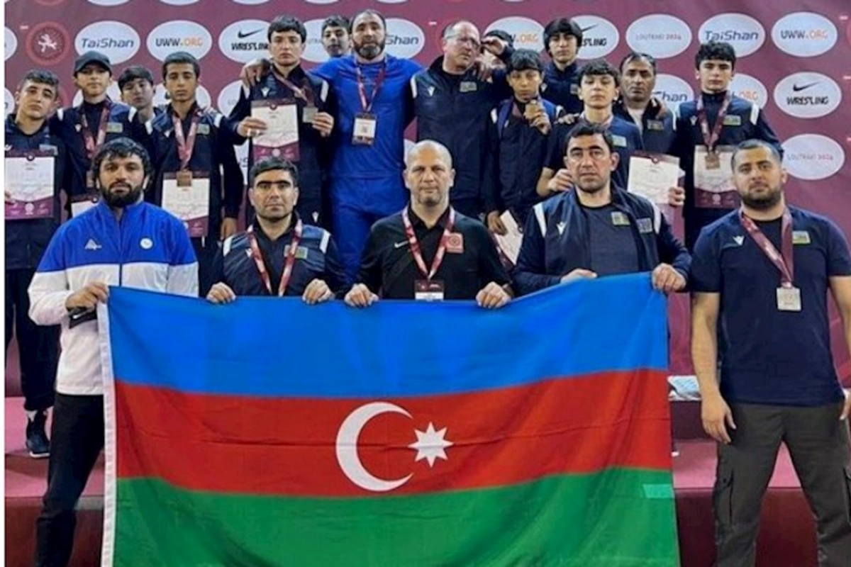 Sərbəst güləş üzrə Azərbaycanın U-15 millisi Avropa çempionatının qalibi oldu