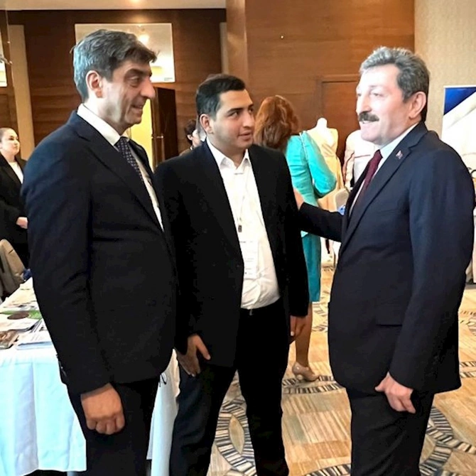Azərbaycan turizmçiləri ölkəmizi Samsunda keçirilən beynəlxalq tədbirdə təmsil edir — FOTOLAR Azərbaycan turizmçiləri ölkəmizi Samsunda keçirilən beynəlxalq tədbirdə təmsil edir — FOTOLAR