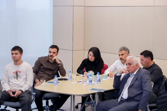 “Redaksiya siyasəti və peşə davranış qaydaları” mövzusunda təşkil olunan təlim proqramı başa çatıb — FOTOLAR