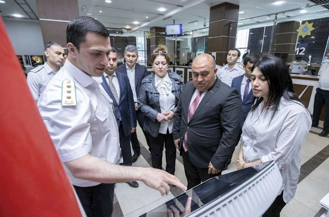 Bakı Baş Gömrük İdarəsində İctimai Şura üzvləri ilə görüş keçirildi — FOTOLAR Bakı Baş Gömrük İdarəsində İctimai Şura üzvləri ilə görüş keçirildi — FOTOLAR
