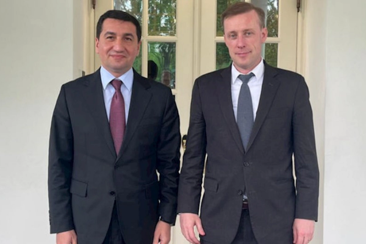 Hikmət Hacıyev ABŞ Prezidentinin müşaviri ilə görüşüb