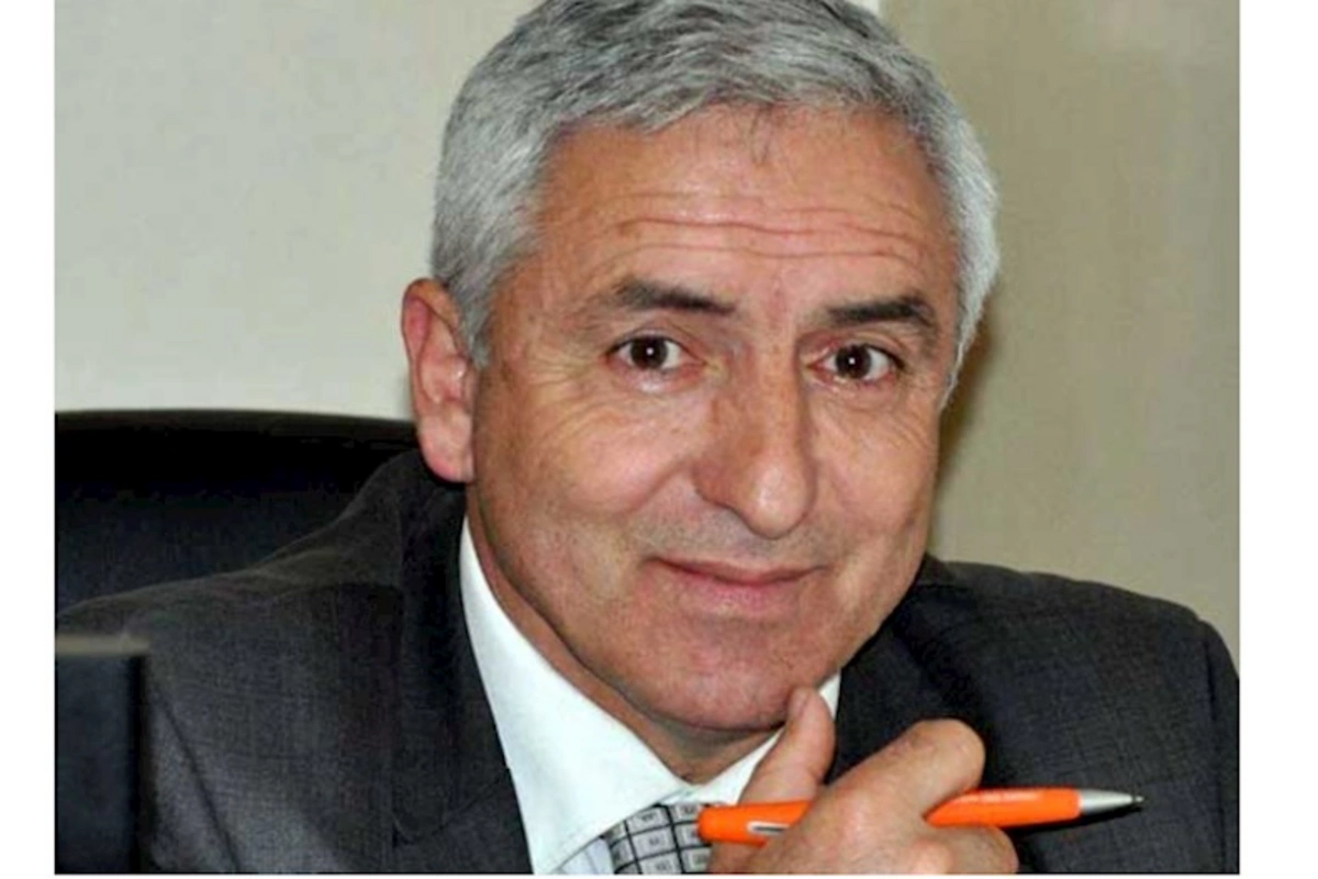 Son dövrlər rusiyalı ziyalılar da Xankəndi sözünü işlətməyə başlayıblar — Eyni adda kibrit qutusu buraxıldı