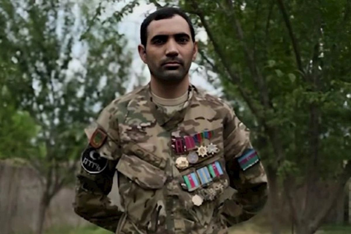 Övladının gözü qarşısında bıçaqlanan Vətən müharibəsi iştirakçısının GÖRÜNTÜLƏRİ — VİDEO