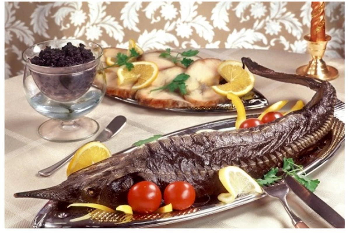 Bəzi restoranlarda nərə adı ilə digər balıq növləri təqdim olunur? — VİDEO