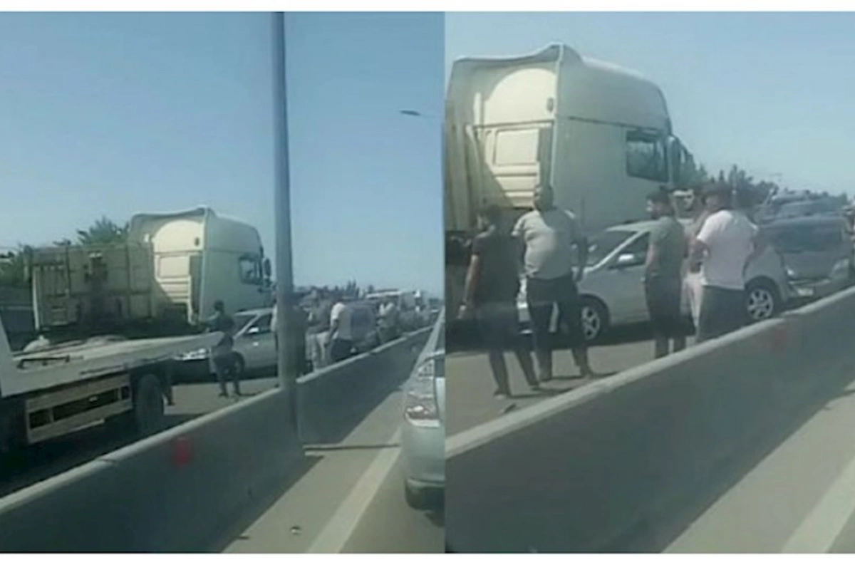 Bakı-Sumqayıt yolunda ağır qəza: Yük maşını 2 avtomobillə toqquşdu — VİDEO
