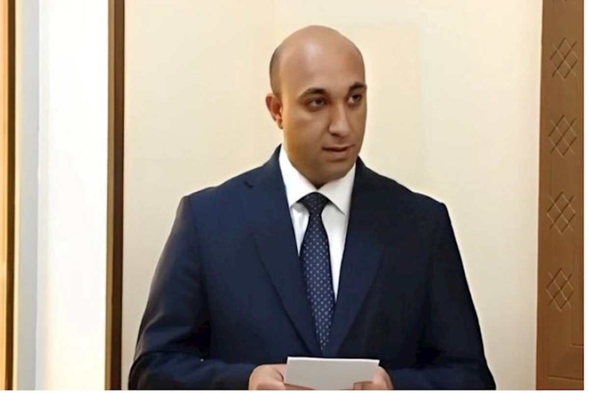 Azərbaycanda sabiq nazir hər ay mənimsədiyi pulların miqdarını açıqladı