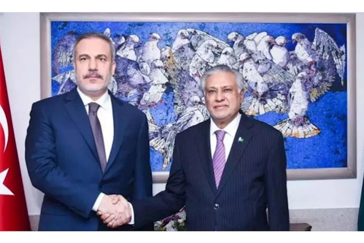 Hakan Fidan pakistanlı həmkarı ilə görüşdü