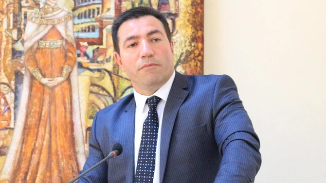 Nikahların 56 faizi qohumlar arasında baş tutur — Qohum evliliyi qadağan olunur?