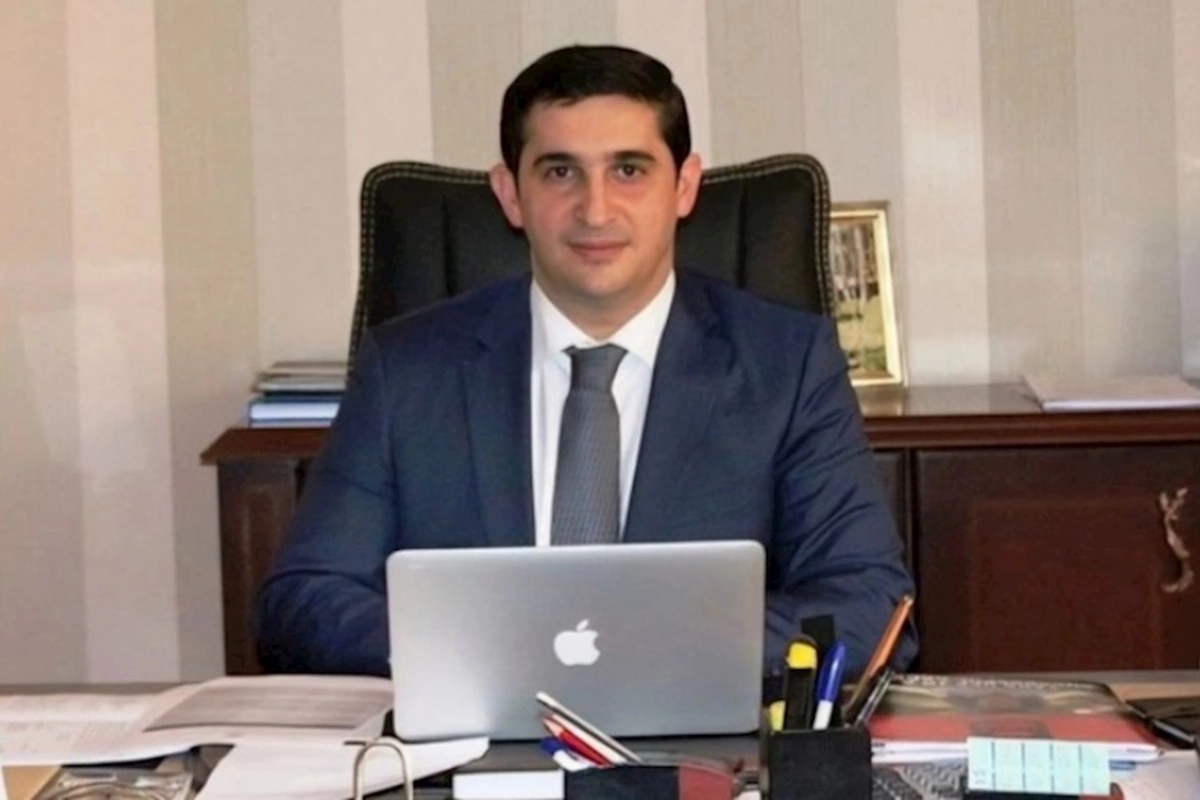 Nazir özünə yeni köməkçi təyin etdi — FOTO