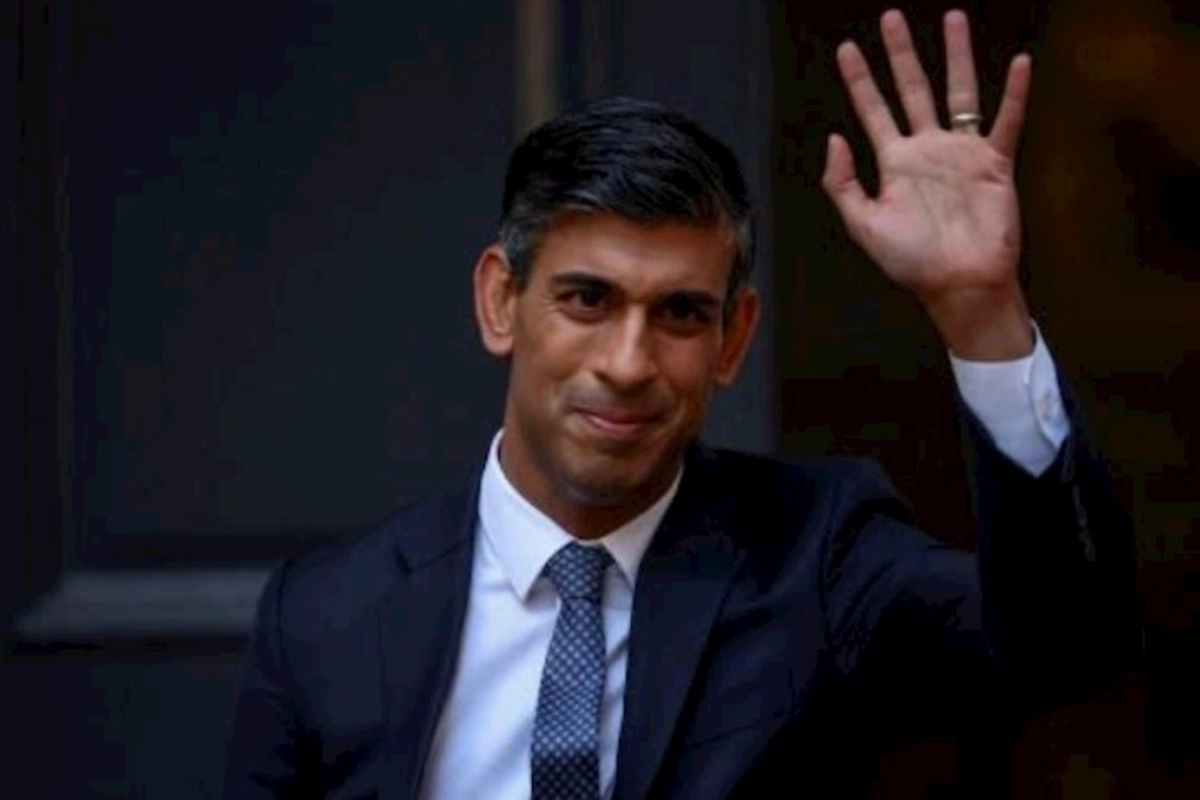 Böyük Britaniyada növbədənkənar seçkilər təyin olundu