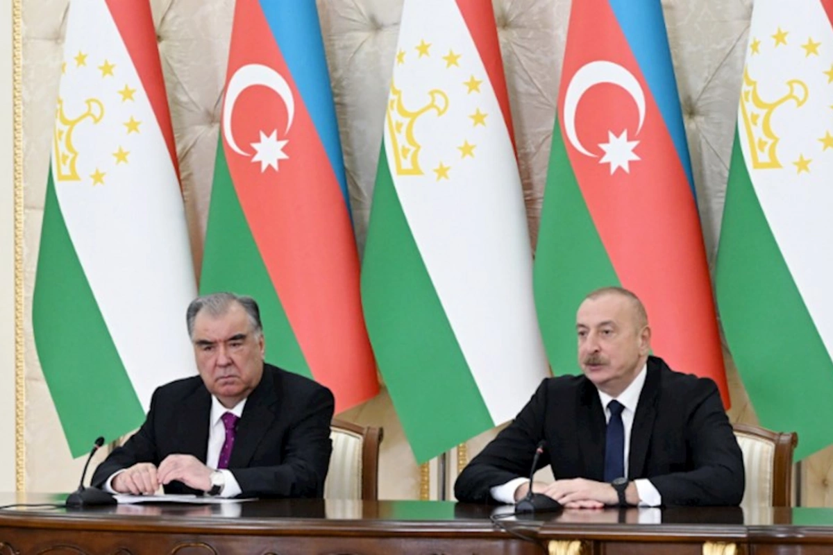 Prezident tacikistanlı həmkarı ilə müzakirə etdiyi məsələləri açıqladı
