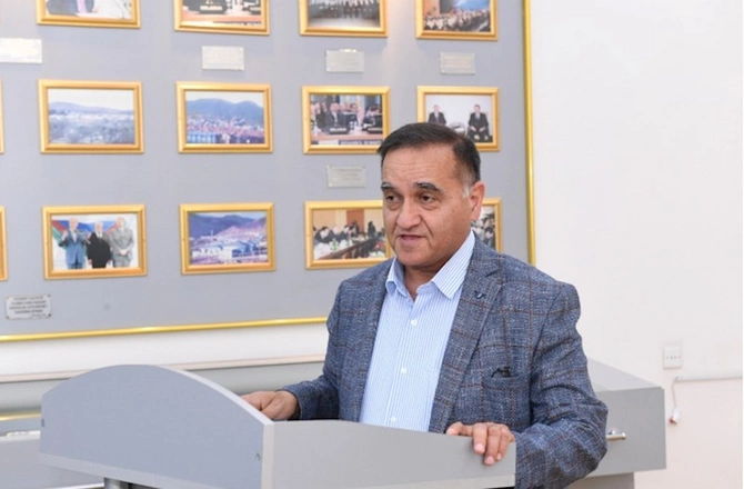 “Şuşa qalası” broşürlar seriyasının təqdimatı keçirilib — FOTOLAR “Şuşa qalası” broşürlar seriyasının təqdimatı keçirilib — FOTOLAR
