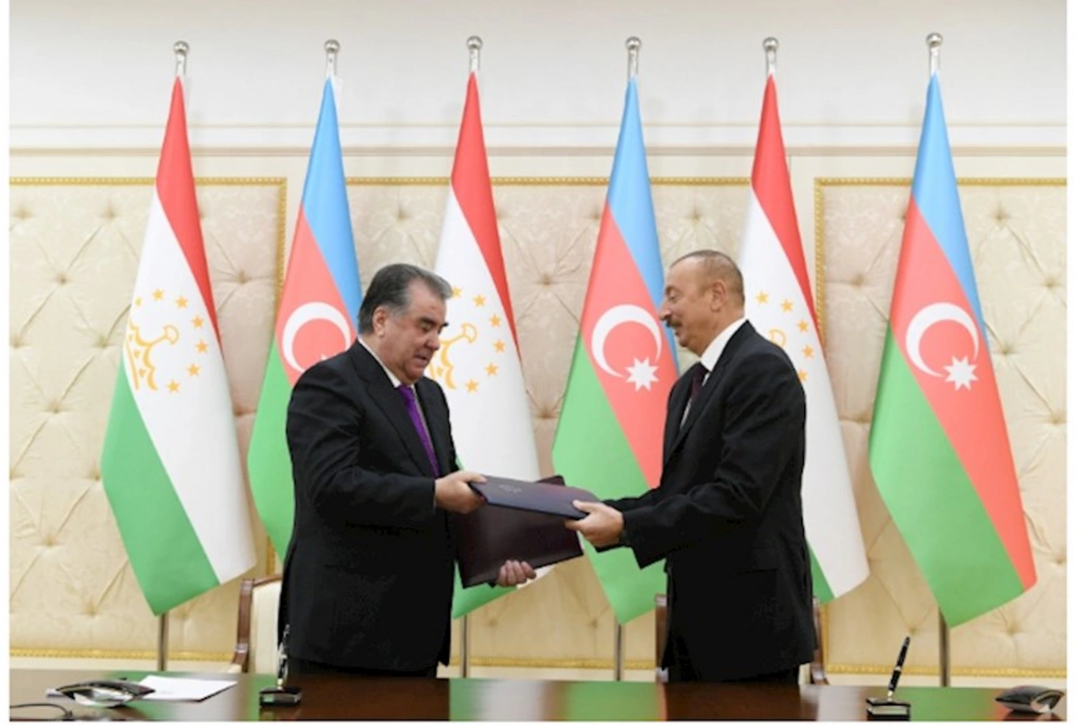 Azərbaycan-Tacikistan sənədləri İMZALANDI