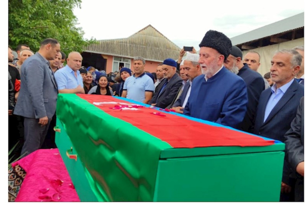 İtkin düşmüş hesab olunan daha bir şəhidimiz dəfn edildi
