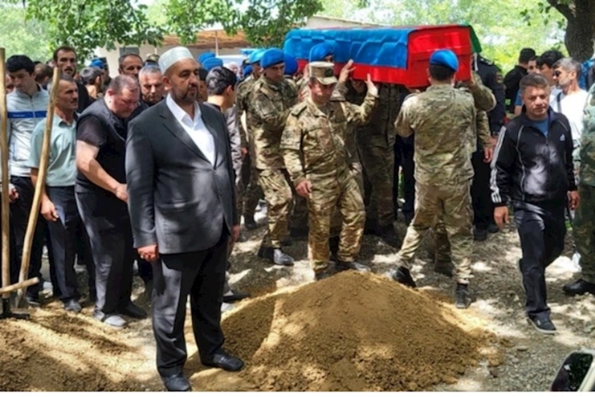 Bədbəxt hadisə nəticəsində dünyasını dəyişən hərbçimiz DƏFN OLUNDU