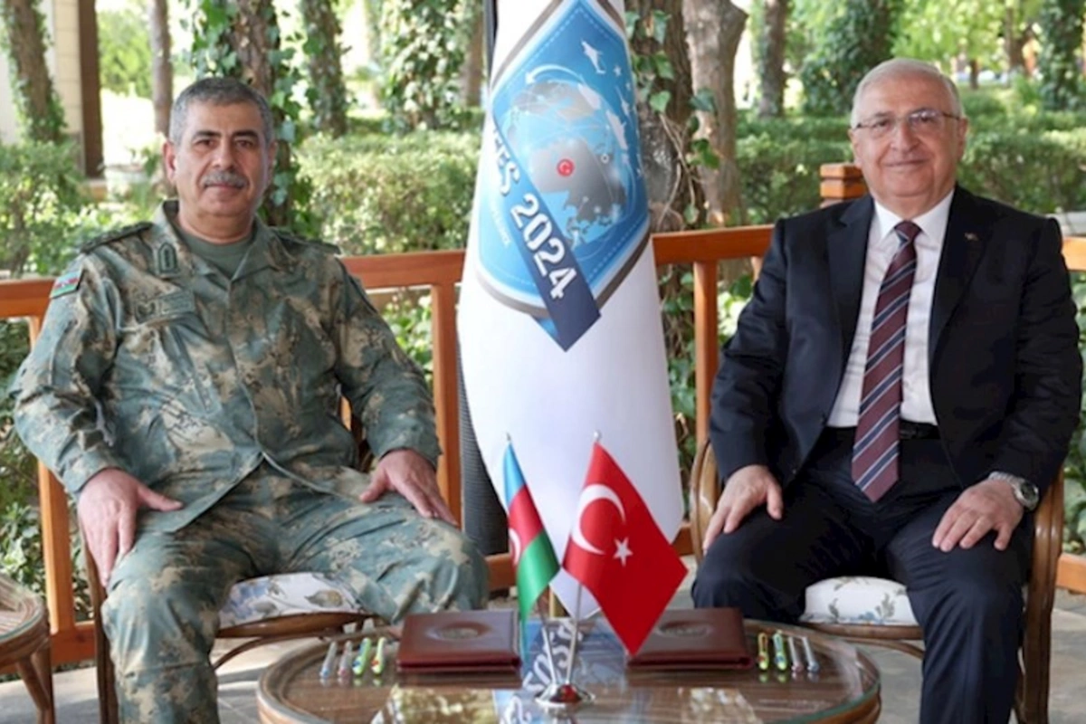 Zakir Həsənov türkiyəli həmkarı ilə görüşüb