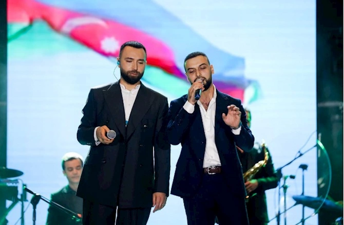 Azad Şabanovun “33” adlı ilk solo konserti baş tutdu — FOTOLAR