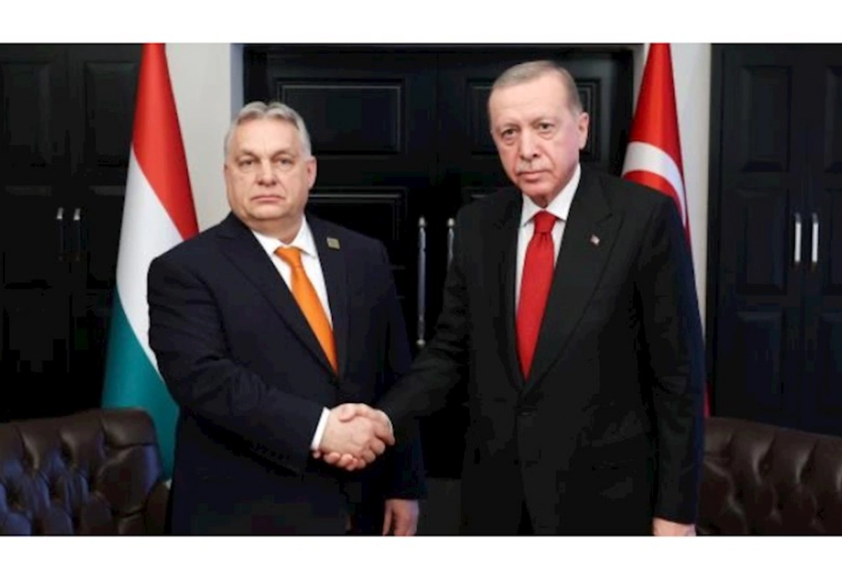 Ərdoğan Macarıstanın Baş naziri ilə danışdı