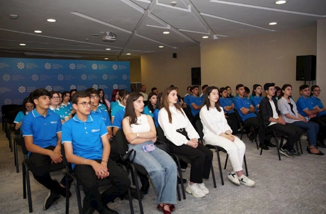 Region mediası nümayəndələrinin iştirakı ilə konfrans baş tutdu — FOTOLAR