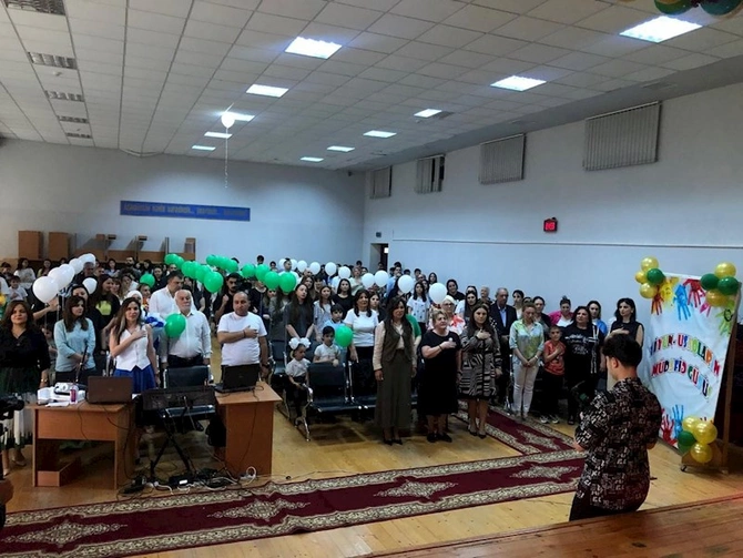 R.Nəsirov adına 111 nömrəli məktəbdə 1 iyun Uşaqların Beynəlxalq Müdafiəsi günü qeyd olundu — FOTOLAR