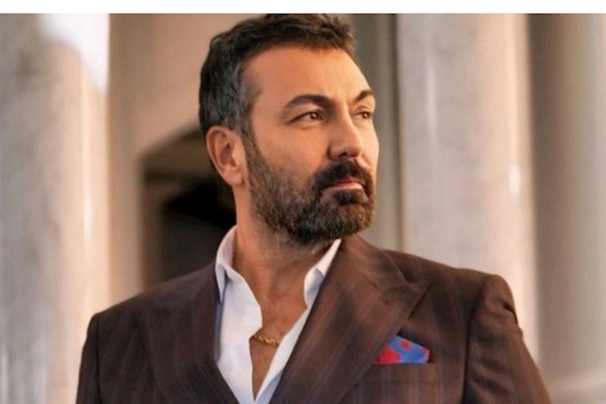 Tanınmış aktyor əməliyyat olundu