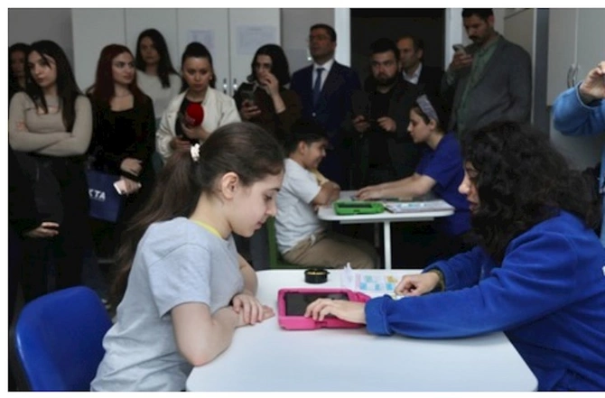Autizm Mərkəzinə mediatur: Seminar keçirildi — FOTOLAR Autizm Mərkəzinə mediatur: Seminar keçirildi — FOTOLAR