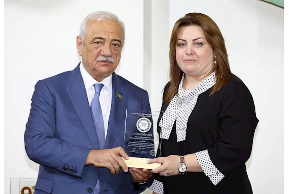 AHİK tərəfindən 2023-cü ilin ən yaxşı müəssisələri mükafatlandırıldı — FOTOLAR