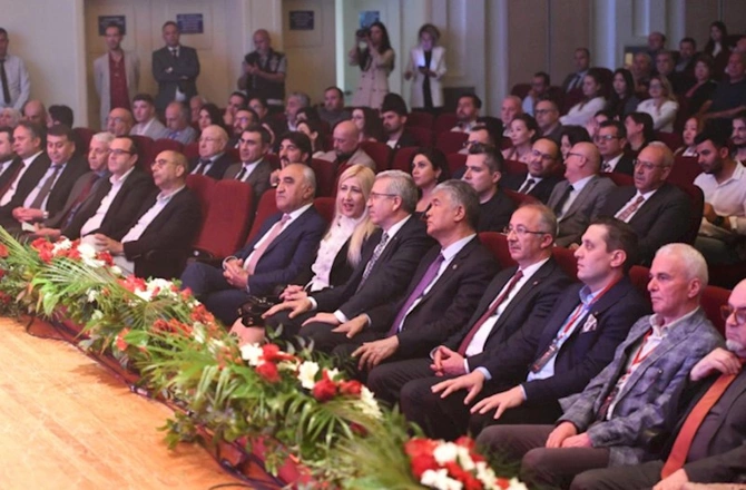 Dövlət Komitəsi daha bir beynəlxalq mükafata layiq görüldü — FOTOLAR