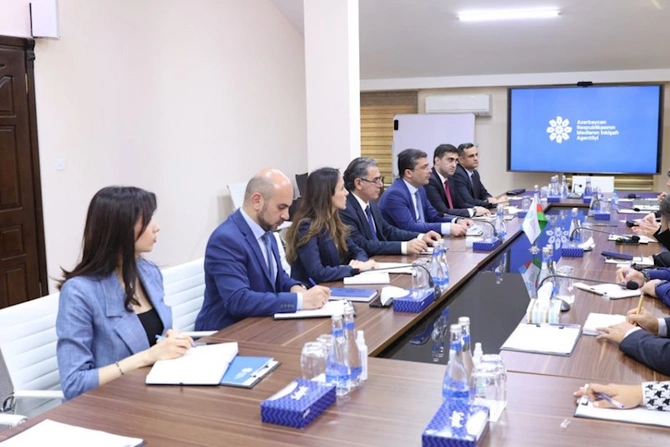 Fransız Polineziyasının nümayəndə heyəti Medianın İnkişafı Agentliyində olub — FOTOLAR