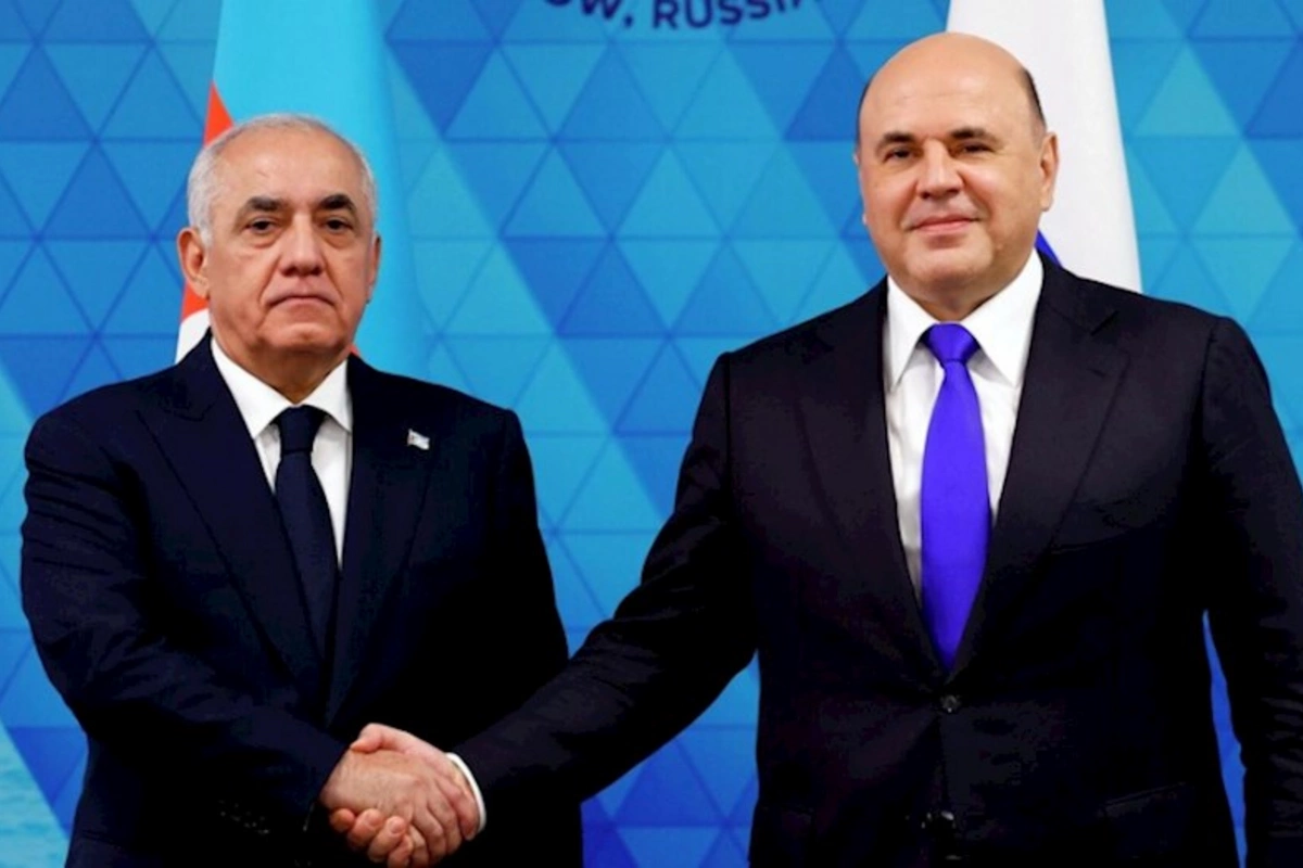 Əli Əsədov Mişustinlə müzakirələr apardı