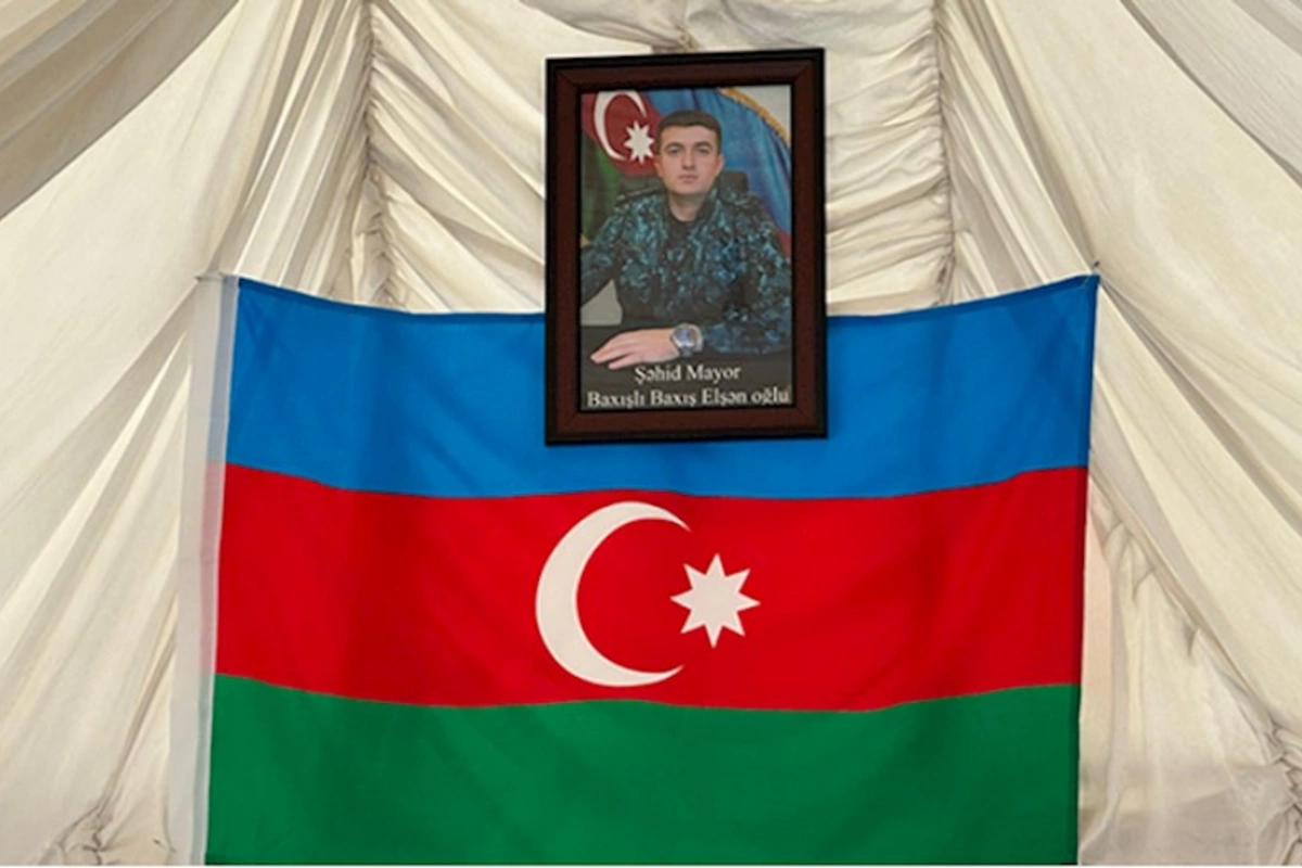Həlak olan mayorla vida mərasimi keçirilir