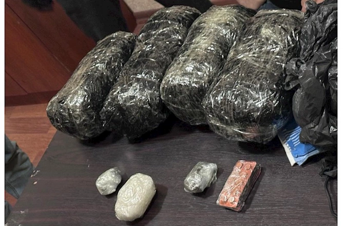 Zərdabda 2 narkokuryer saxlanıldı Zərdabda 2 narkokuryer saxlanıldı