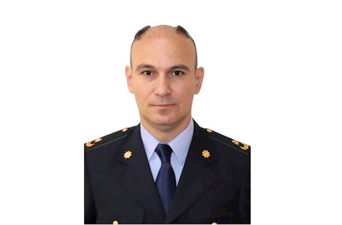 Şahin Bağırovun kontrabasçı müşavirinin “James Bond” macəraları — VİDEO Şahin Bağırovun kontrabasçı müşavirinin “James Bond” macəraları — VİDEO