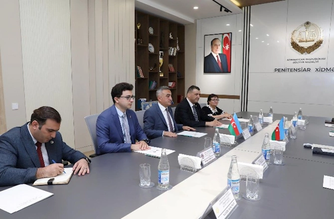 Vəkillər Kollegiyasının üzvləri məhkumlara pulsuz xidmət göstərəcəklər — FOTOLAR
