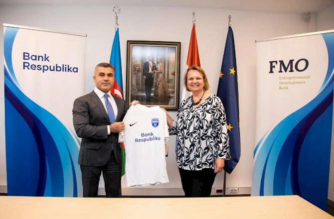 Beynəlxalq maliyyə təşkilatları yenidən “Bank Respublika”nı seçdi! Beynəlxalq maliyyə təşkilatları yenidən “Bank Respublika”nı seçdi!