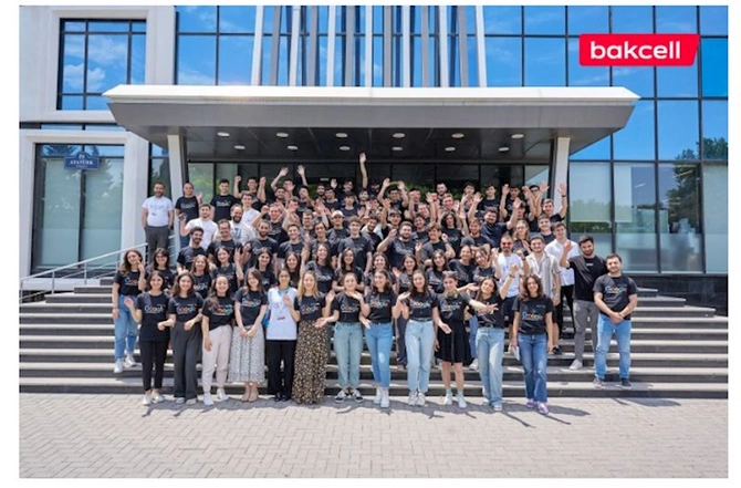 “Bakcellin dəstəyi ilə Google AI Hackathon baş tutub — FOTOLAR “Bakcellin dəstəyi ilə Google AI Hackathon baş tutub — FOTOLAR